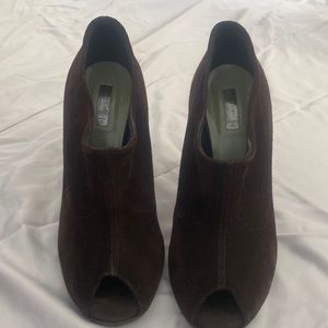 Calvin Klein suede heels